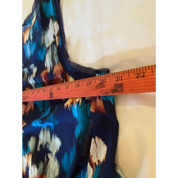 Simply Vera Blouse Size Large Top Blue Sleeveless Hi/Low Flowy Summer Chic Vaca - Picture 9 of 10